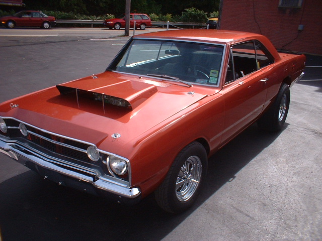 Jerry Dixion's 68 Dodge Dart